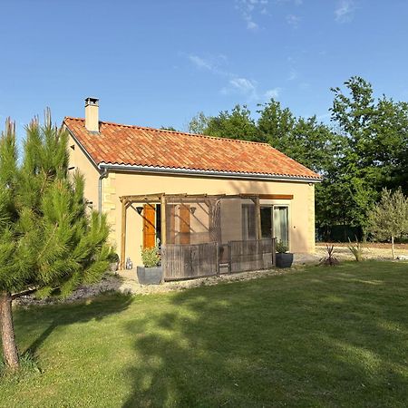 Gite Des Petites Fayes Sud La Douze Bagian luar foto