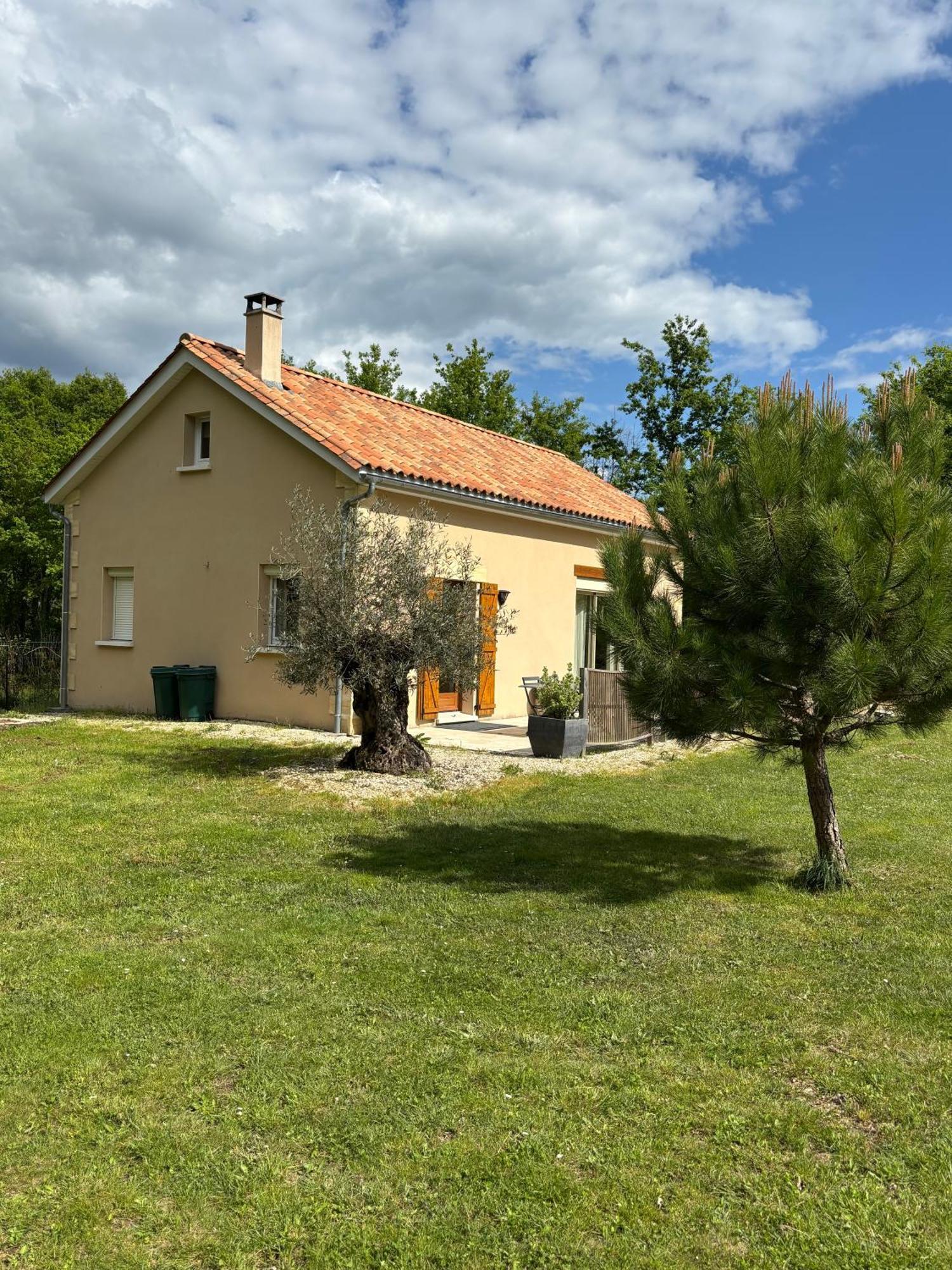 Gite Des Petites Fayes Sud La Douze Bagian luar foto